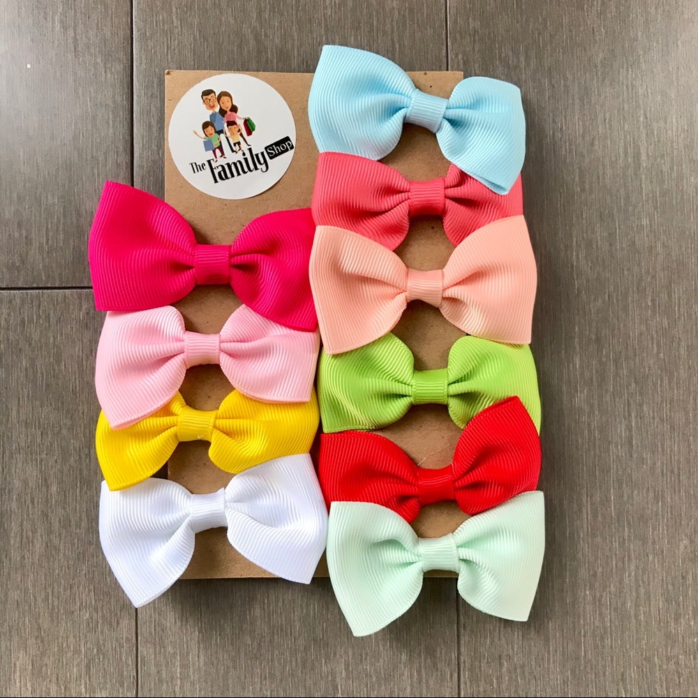 ⭐️NEW ribbon satin hair bows! Baby toddler girl